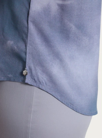 Blusa con manica corta e fantasia in EcoSeta DS85S7 RAGNO FANT. GRAY DAWN