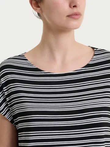 Maglietta girocollo a righe alternate in Viscosa Summer DT13TJ RAGNO FANTASIA NERO