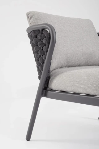 HARLOW POLTRONA ANTRACITE CON CUSCINO 0663581 BIZZOTTO