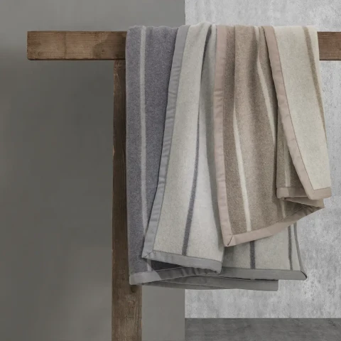 BOLTON, COPERTA IN LANA LAMBSWOOL MATRIMONIALE SOMMA BEIGE