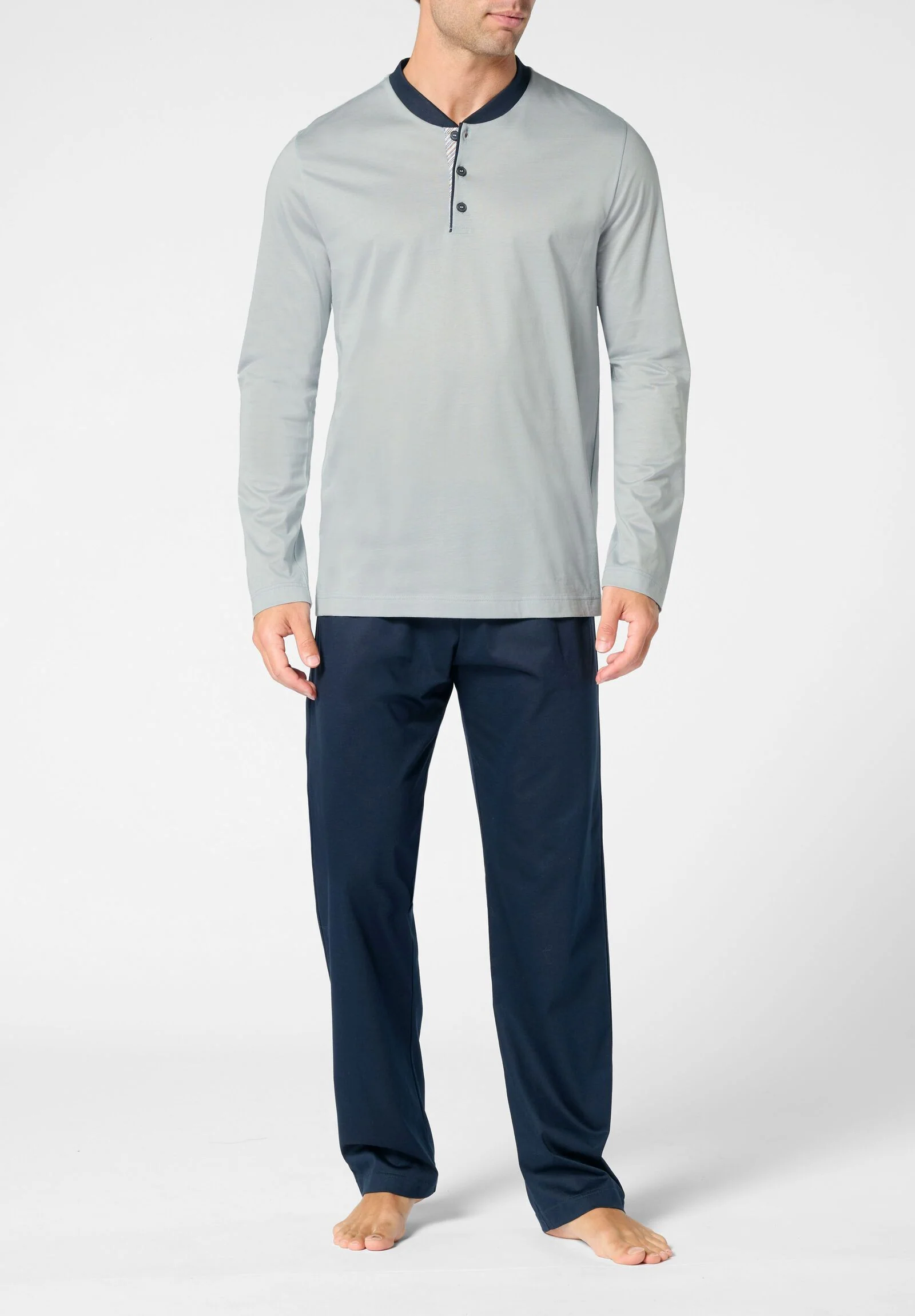 Pigiama Lungo Serafino in Cotone mercerizzato VPRT93367 PERLA/BLU