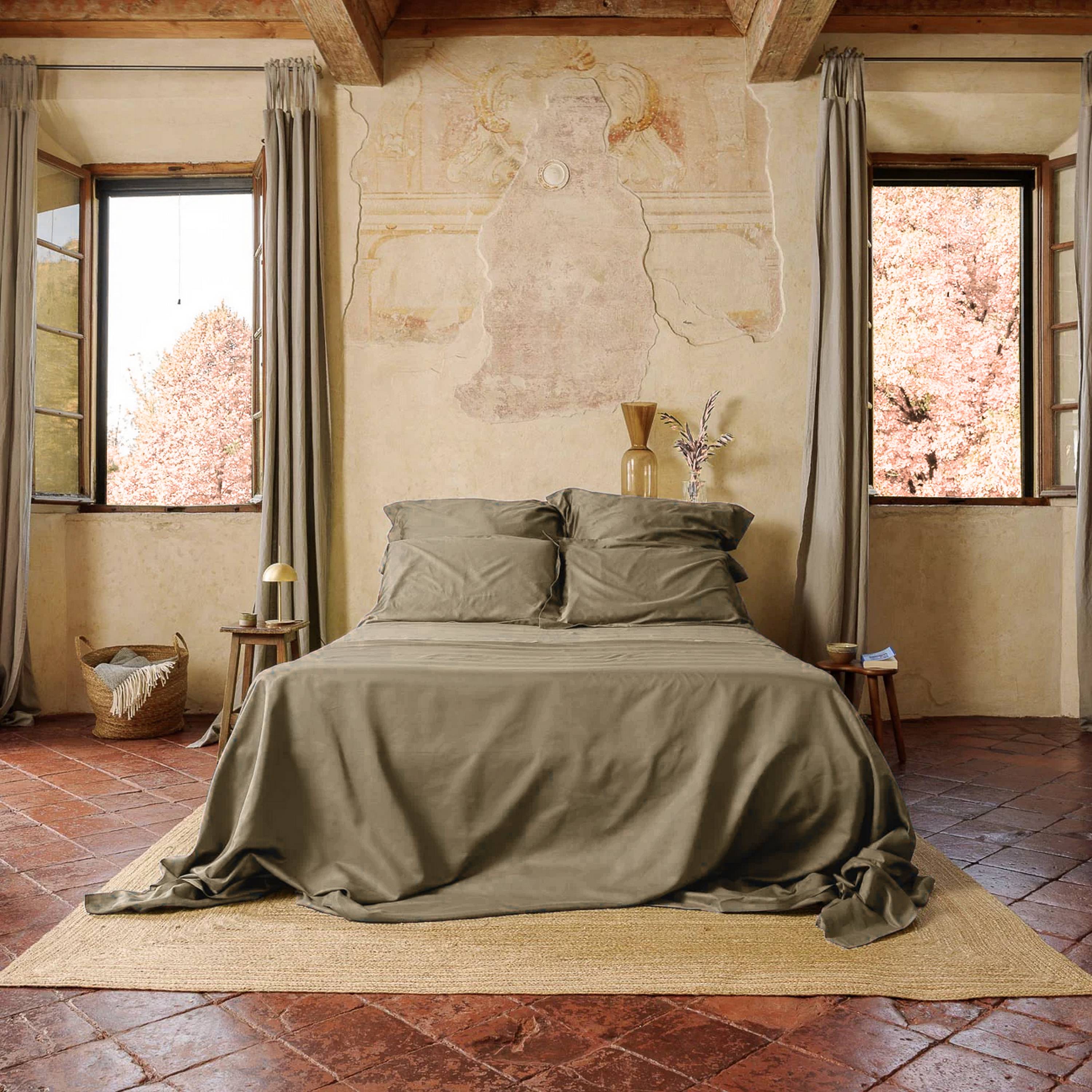VENEZIA COMPLETO LENZUOLA MATRIMONIALE IN RASO BEIGE